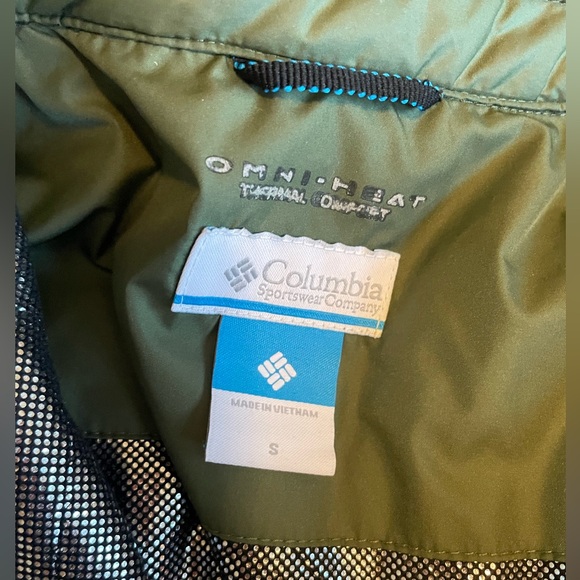 Columbia Women's Peak Meets Street Shirt Jacket - Picture 7 of 7